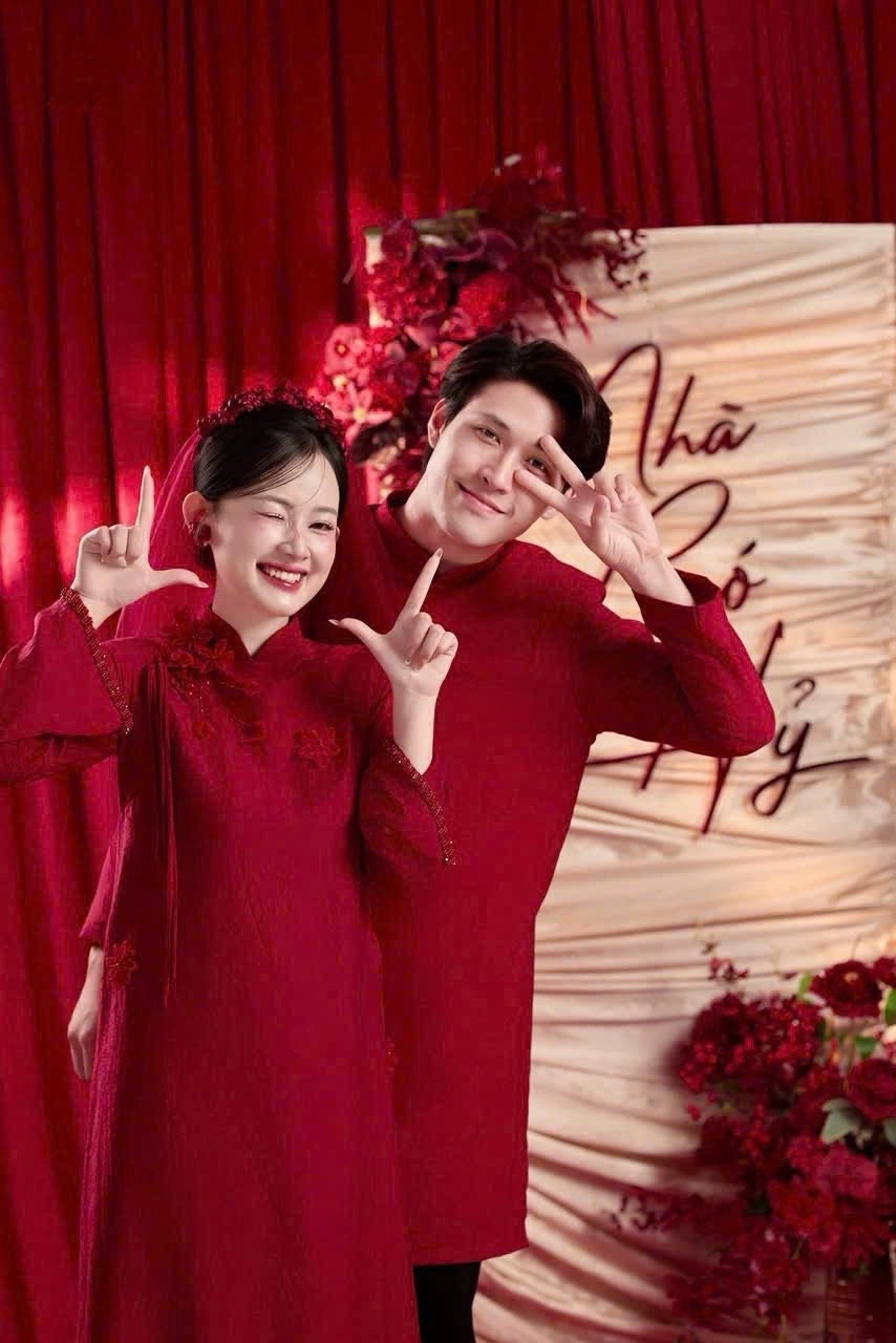Mẫu áo dài thiết kế cao cấp Harmony Wedding - Hình 10