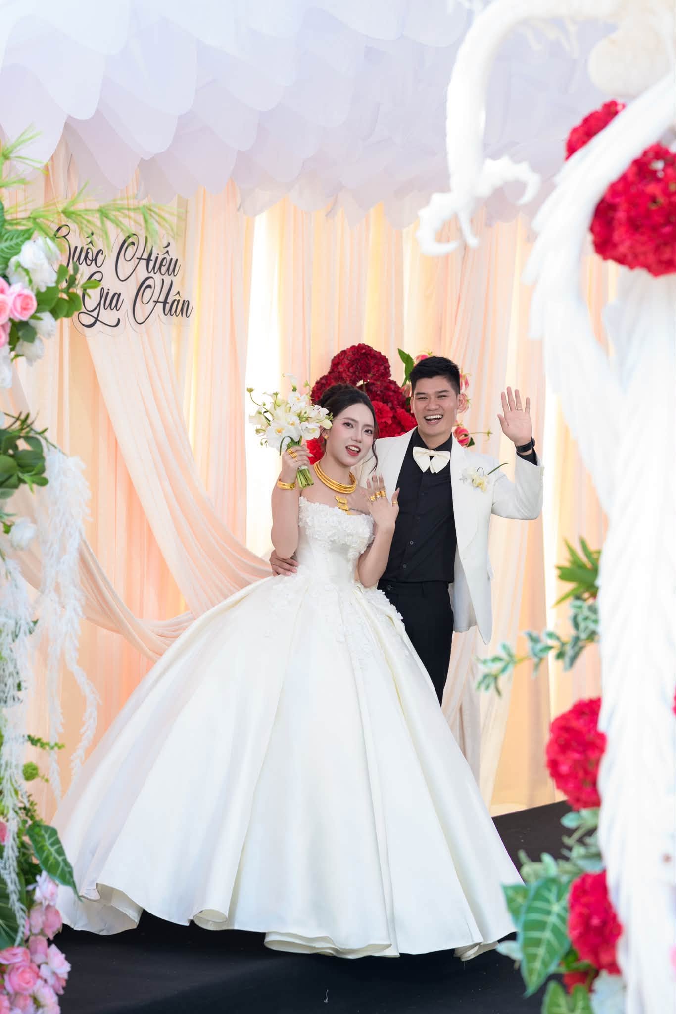 Album ảnh phóng sự ngày cưới 4 - Ảnh 16